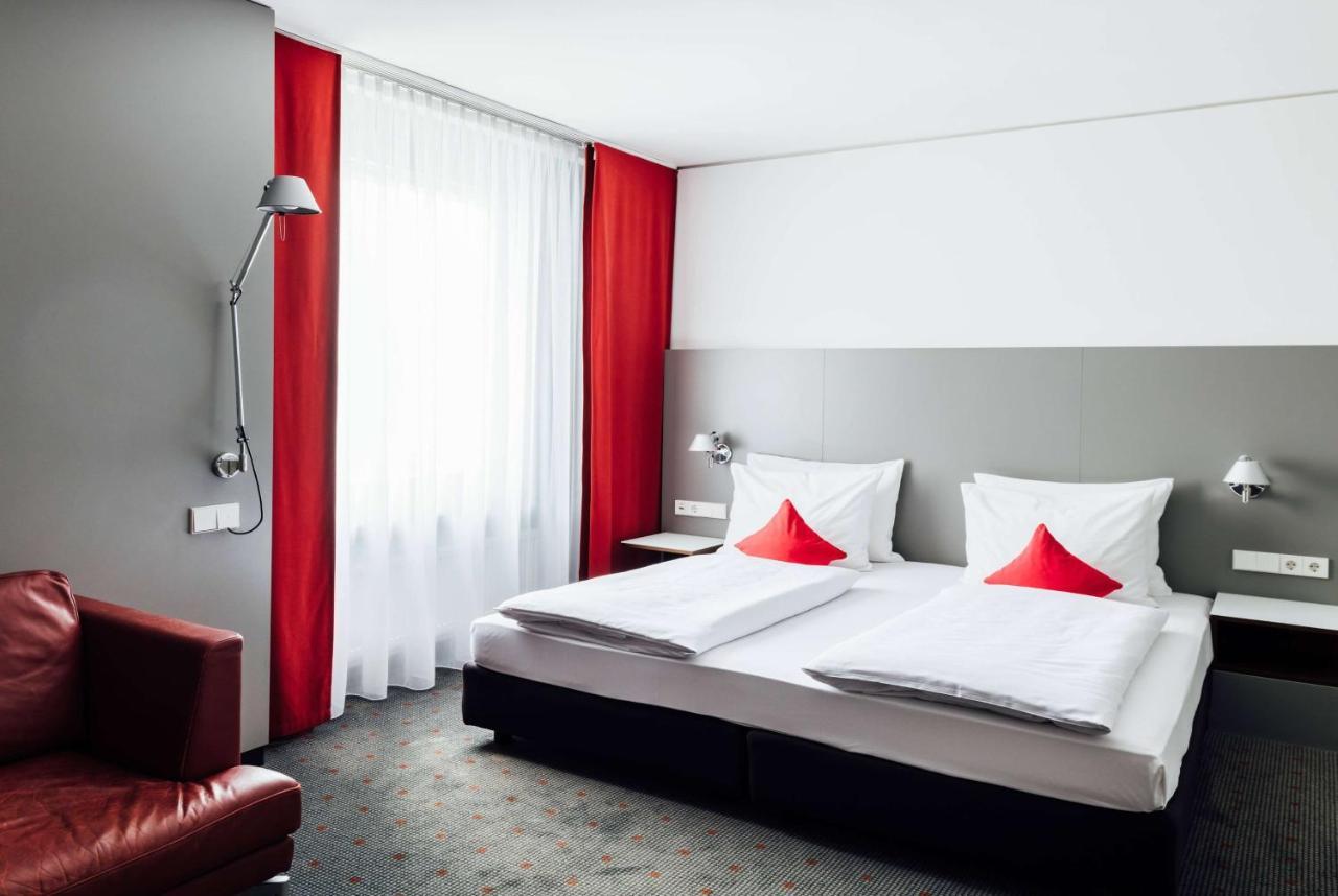 เวียนนา เฮาส์ อีซี เอ็มโอ ชตุทการ์ท Hotel สตุตการ์ต ภายนอก รูปภาพ