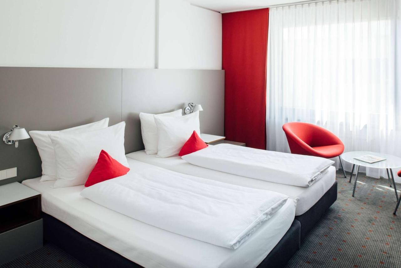 เวียนนา เฮาส์ อีซี เอ็มโอ ชตุทการ์ท Hotel สตุตการ์ต ภายนอก รูปภาพ